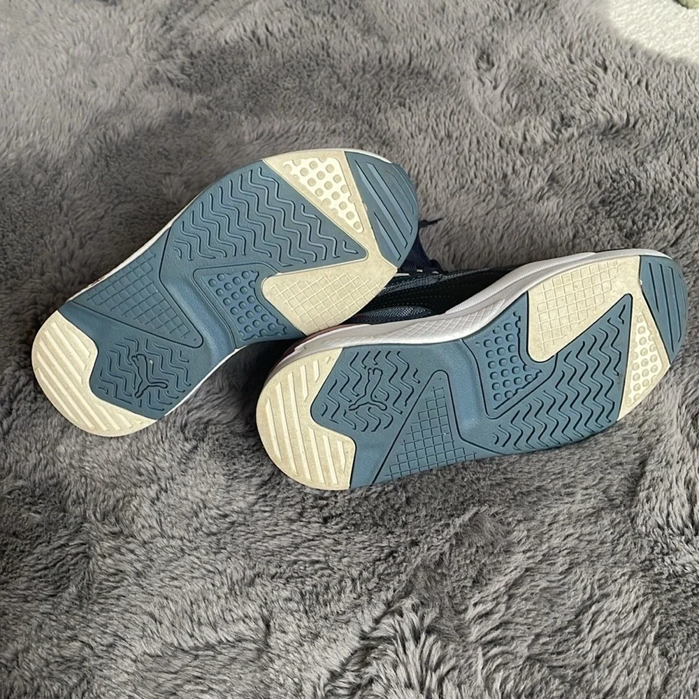 Puma Blue Sneakers, Size: 4/4C, Women's 5.5, UK 3, or a Euro 35.5